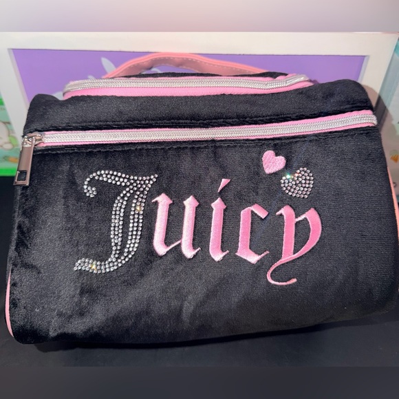 👑NWT Juicy Couture Black and Pink Women's Travel/Organizer Bag - Picture 4 of 4